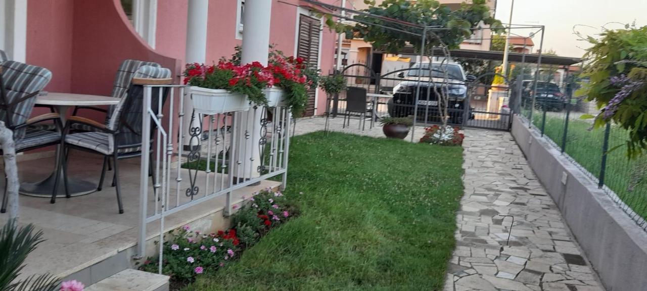 Apartments Dragica Poreč Buitenkant foto