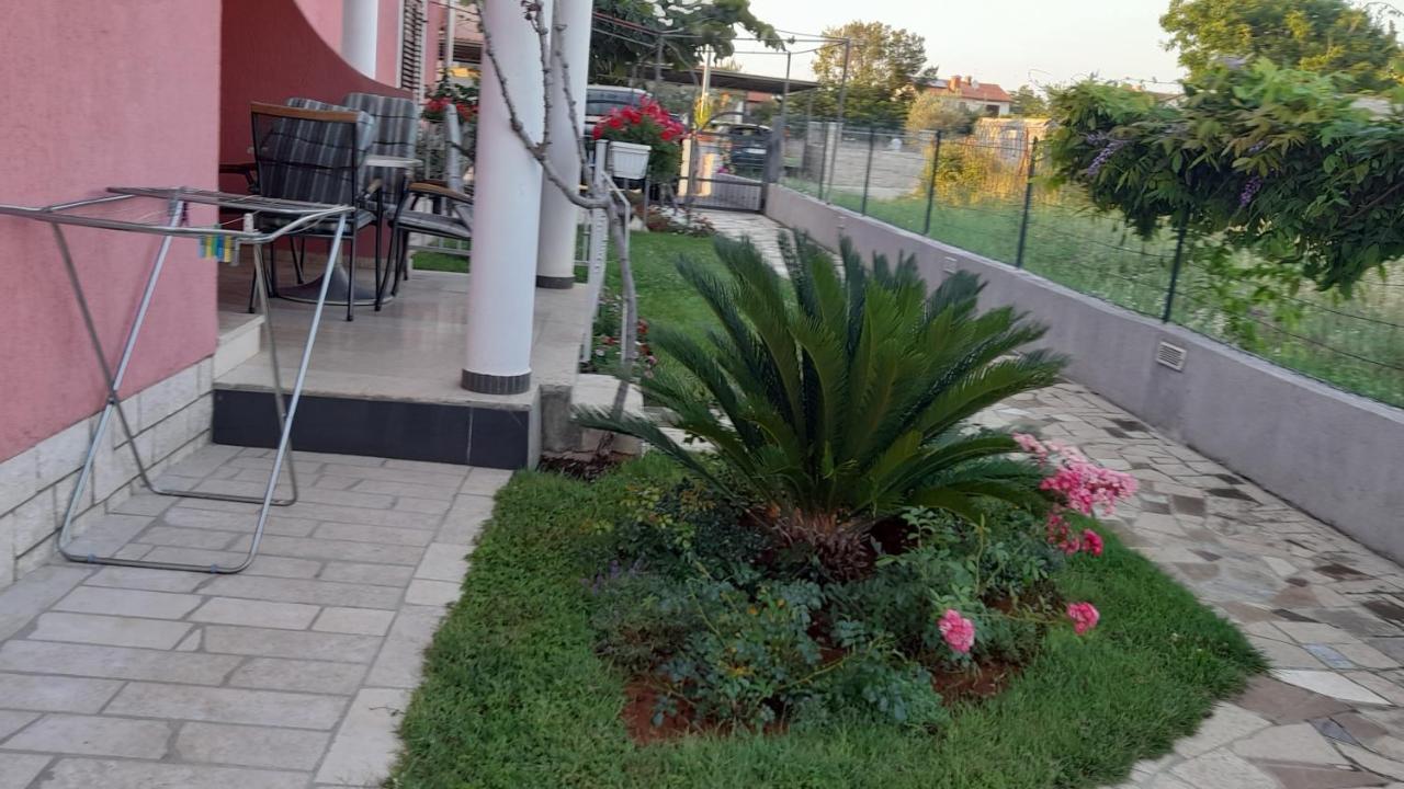 Apartments Dragica Poreč Buitenkant foto