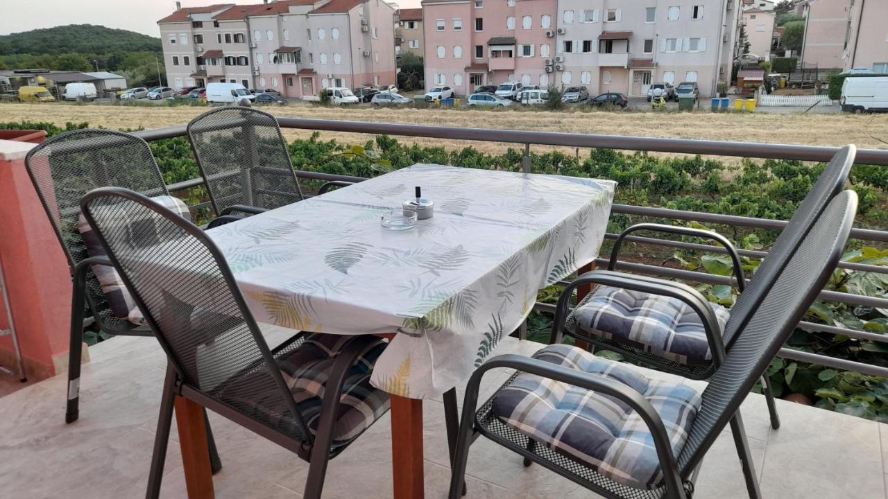 Apartments Dragica Poreč Buitenkant foto