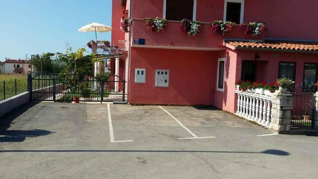 Apartments Dragica Poreč Buitenkant foto