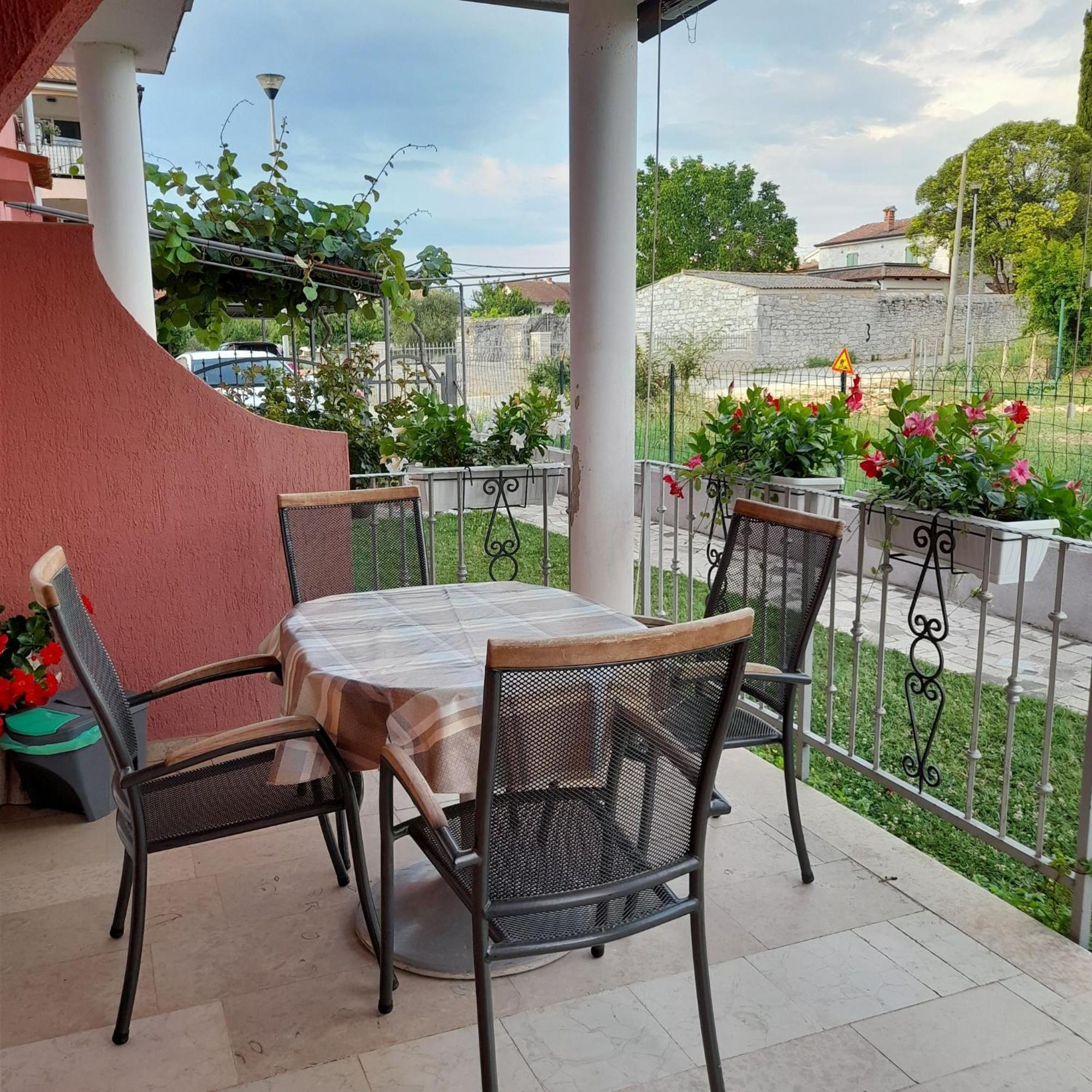 Apartments Dragica Poreč Buitenkant foto